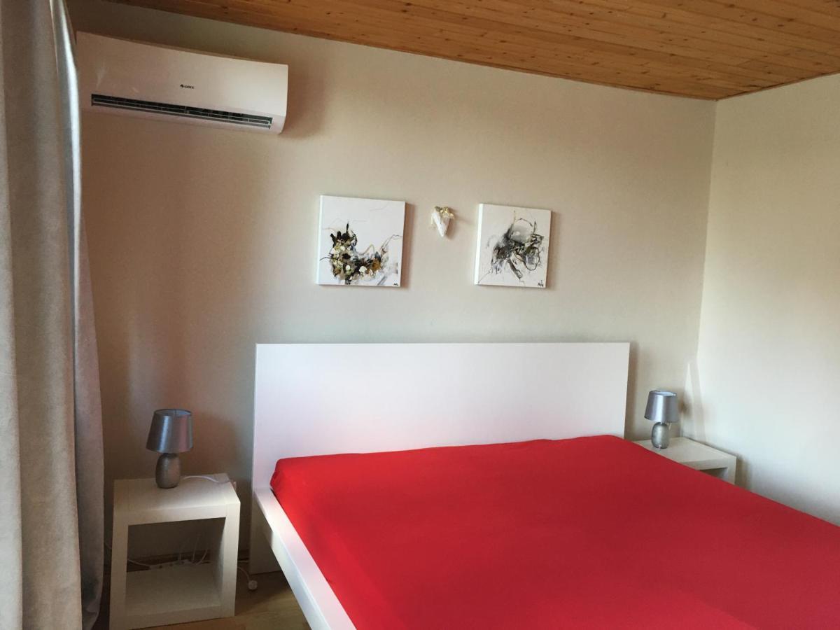 Nefelejcs Apartman Balatonvilágos المظهر الخارجي الصورة