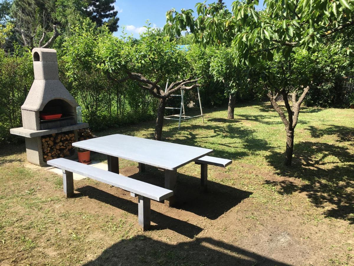 Nefelejcs Apartman Balatonvilágos المظهر الخارجي الصورة